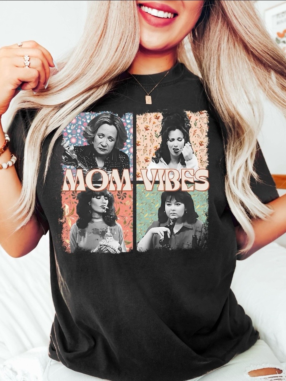 90’s Moms Vibe Gildan Black T-Shirt Size M Pre❤️ PTP 20-22/L 28